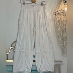 Snapdragon & Twig Lounge pants Sz Sm
